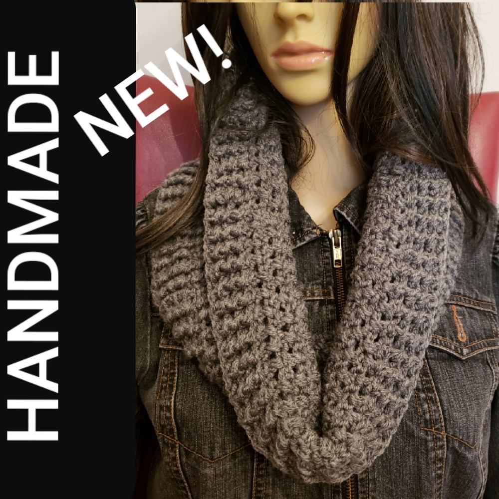 HANDMADE Cowl Neck Warmer 🤍gray